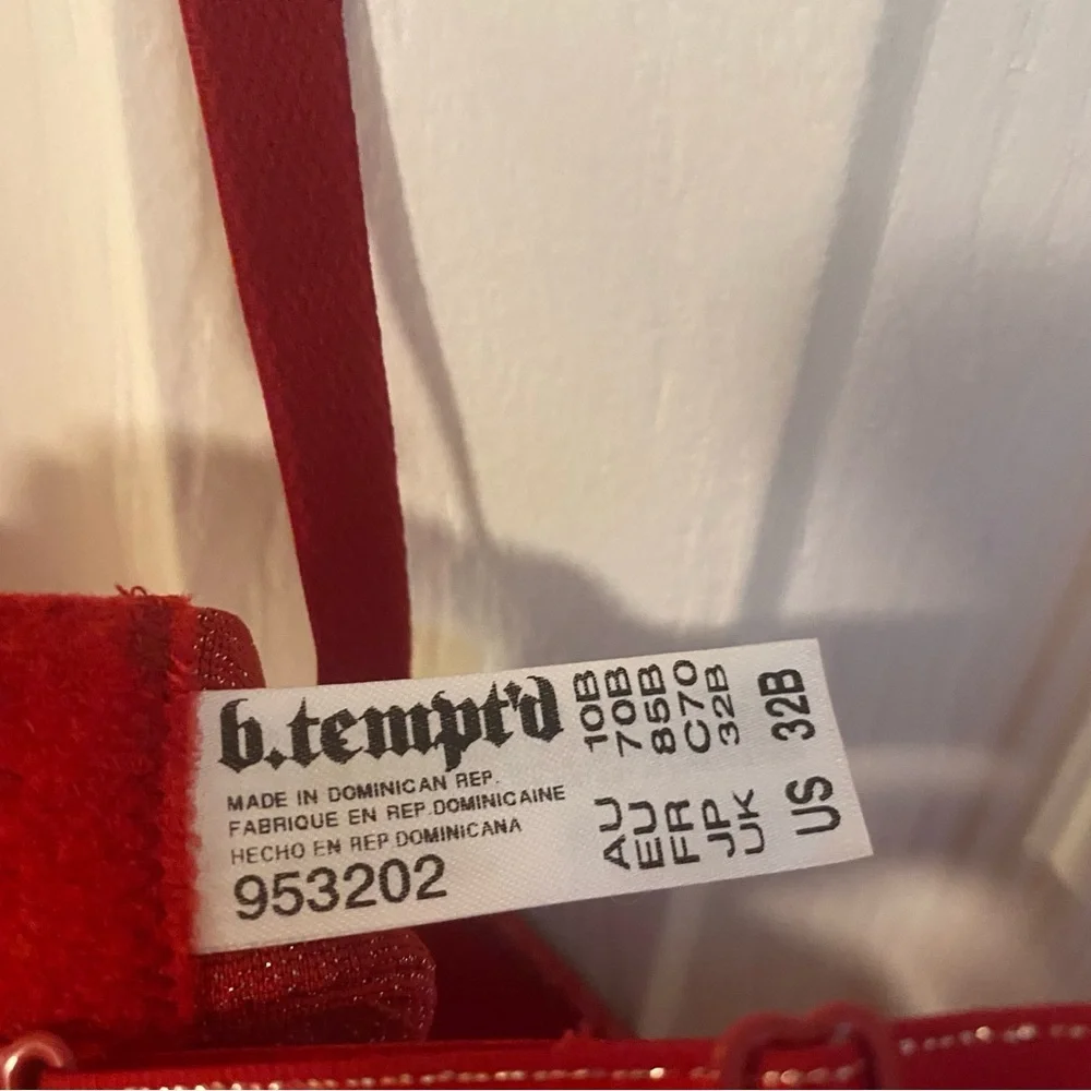 Btemptd womens red glitter bra size 32b - Picture 4 of 4